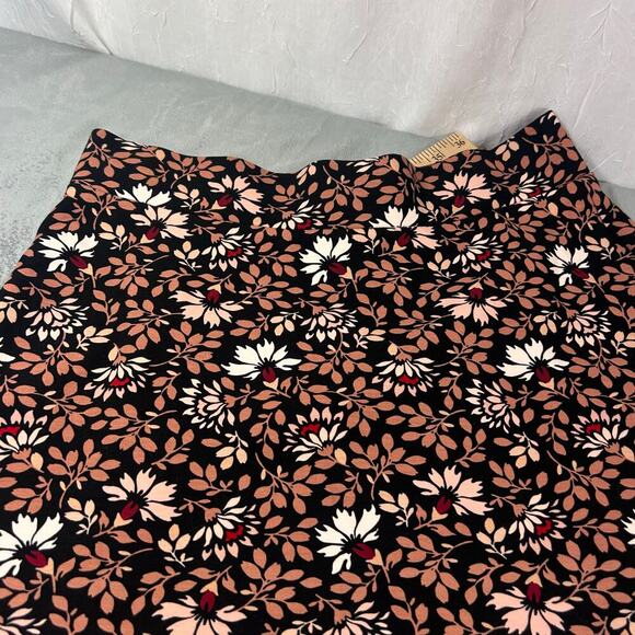 Lands' End Women's Long Floral Skirt size s - Picture 9 of 9